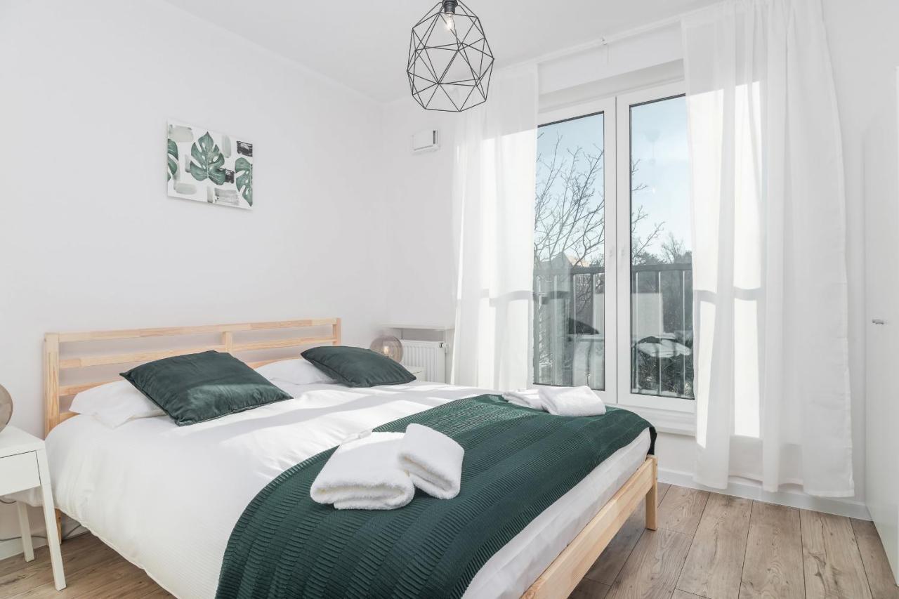 Botanic Gardens With Free Garage By Renters Breslau
