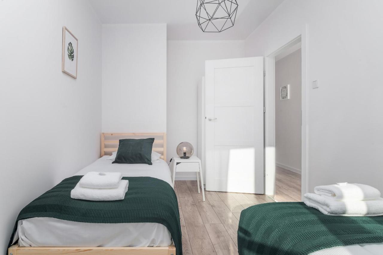 Botanic Gardens With Free Garage By Renters * Wroclaw