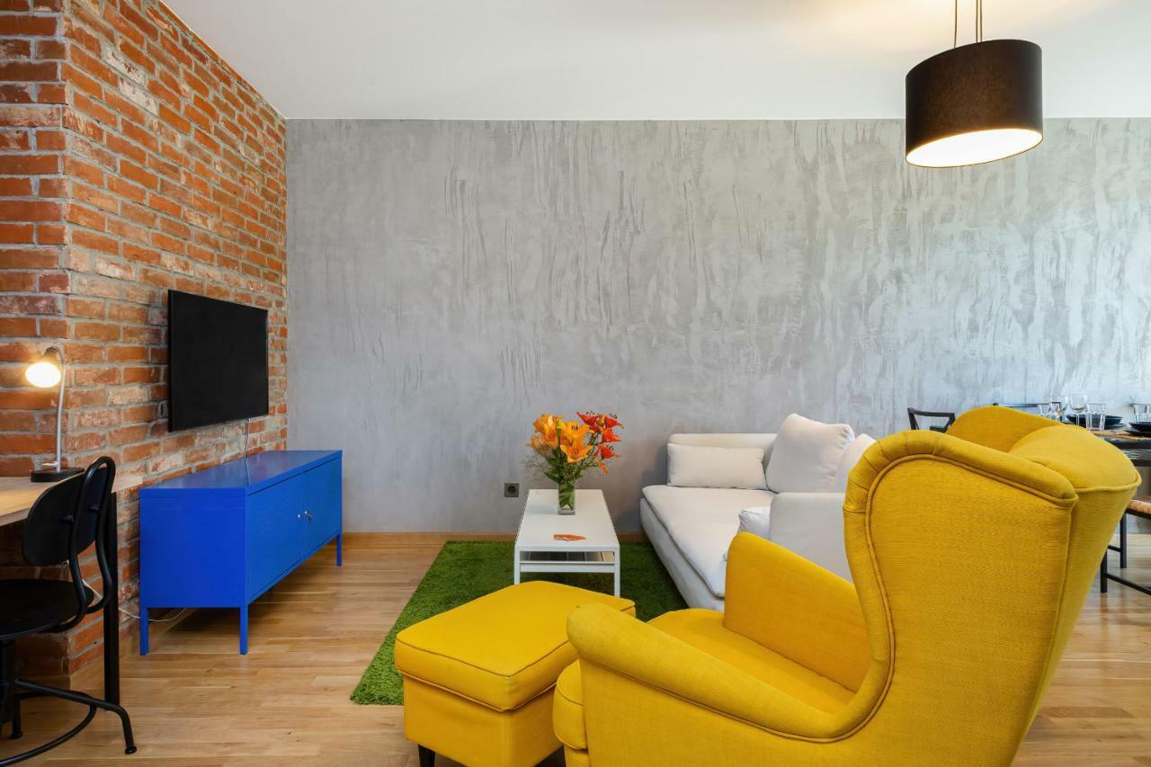 Botanic Gardens With Free Garage By Renters Apartament